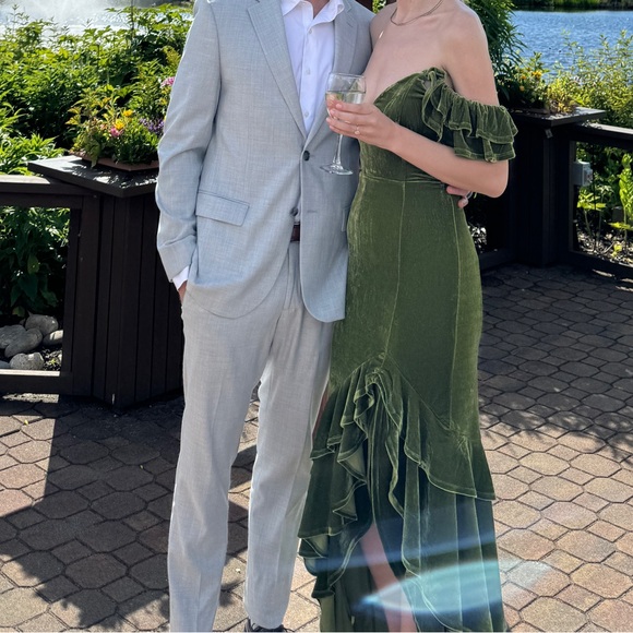 Tularosa velvet green dress - Picture 4 of 9